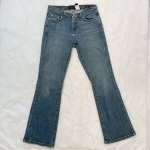 Calvin Klein Jeans women’s flare leg faded wash size 4, length 30 inches‌